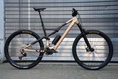 Orbea Rise H30 Aktionsmodell mit Range Extender und Shimano Steps Display XL 